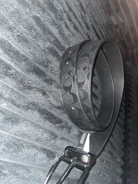 Reversible Coach Black Signature C Pattern Leather Belt with Gunmetal Buckle